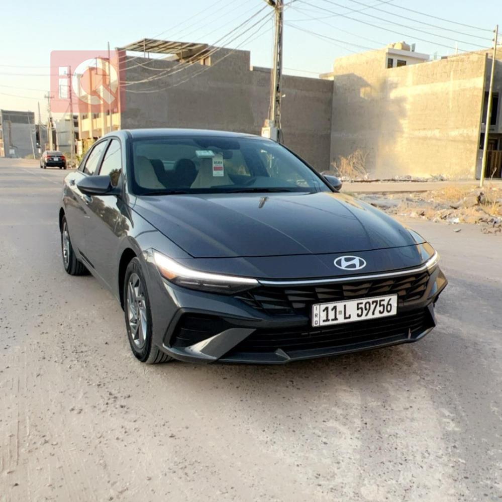 هیوندای ئەلەنترا
